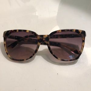 Gucci Oversized Tortoise Shell Sunglasses
